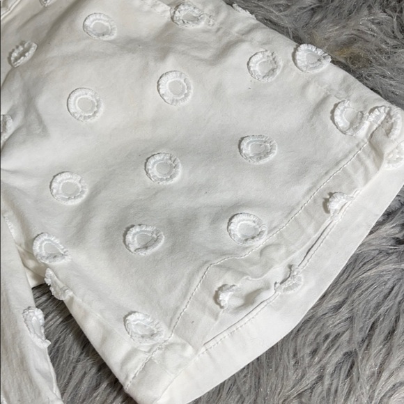 New Chino Anthropologie Embroidered shorts - Picture 3 of 7